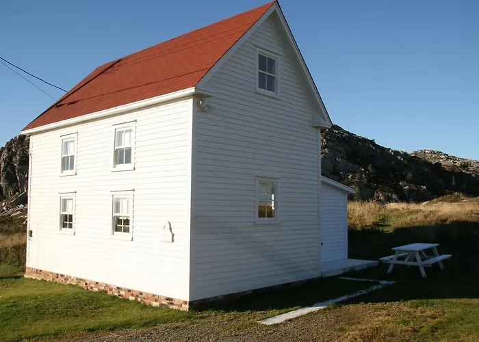 The Old Salt Box Co. - Daisy\'S Place